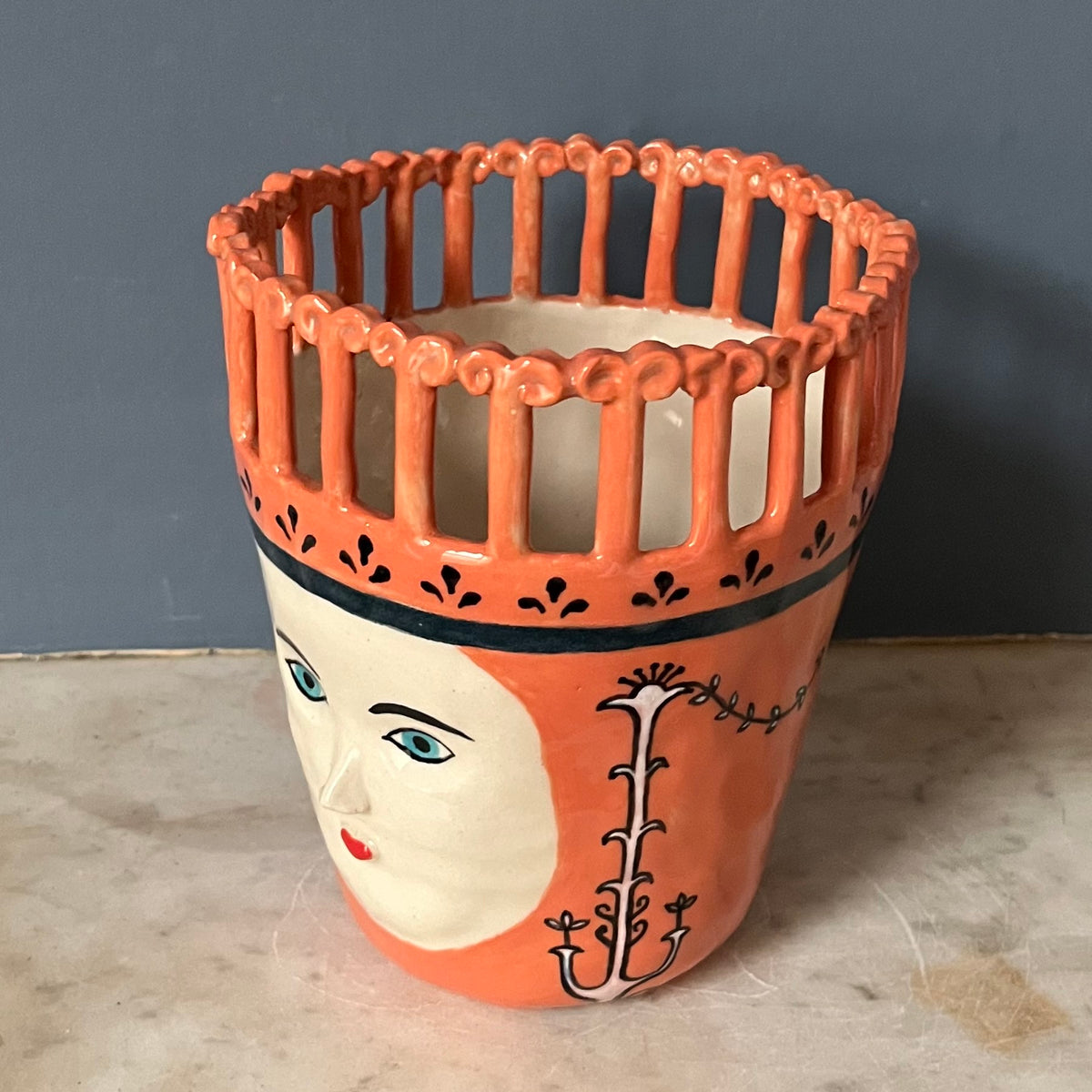 Roman Style Plant Head Pot