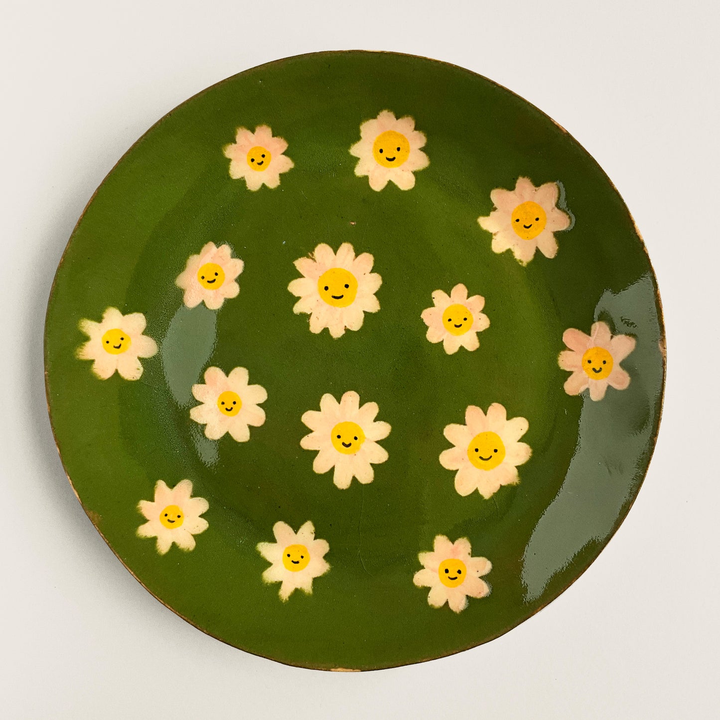 Very Pale Pink Happy Flower Faces plate