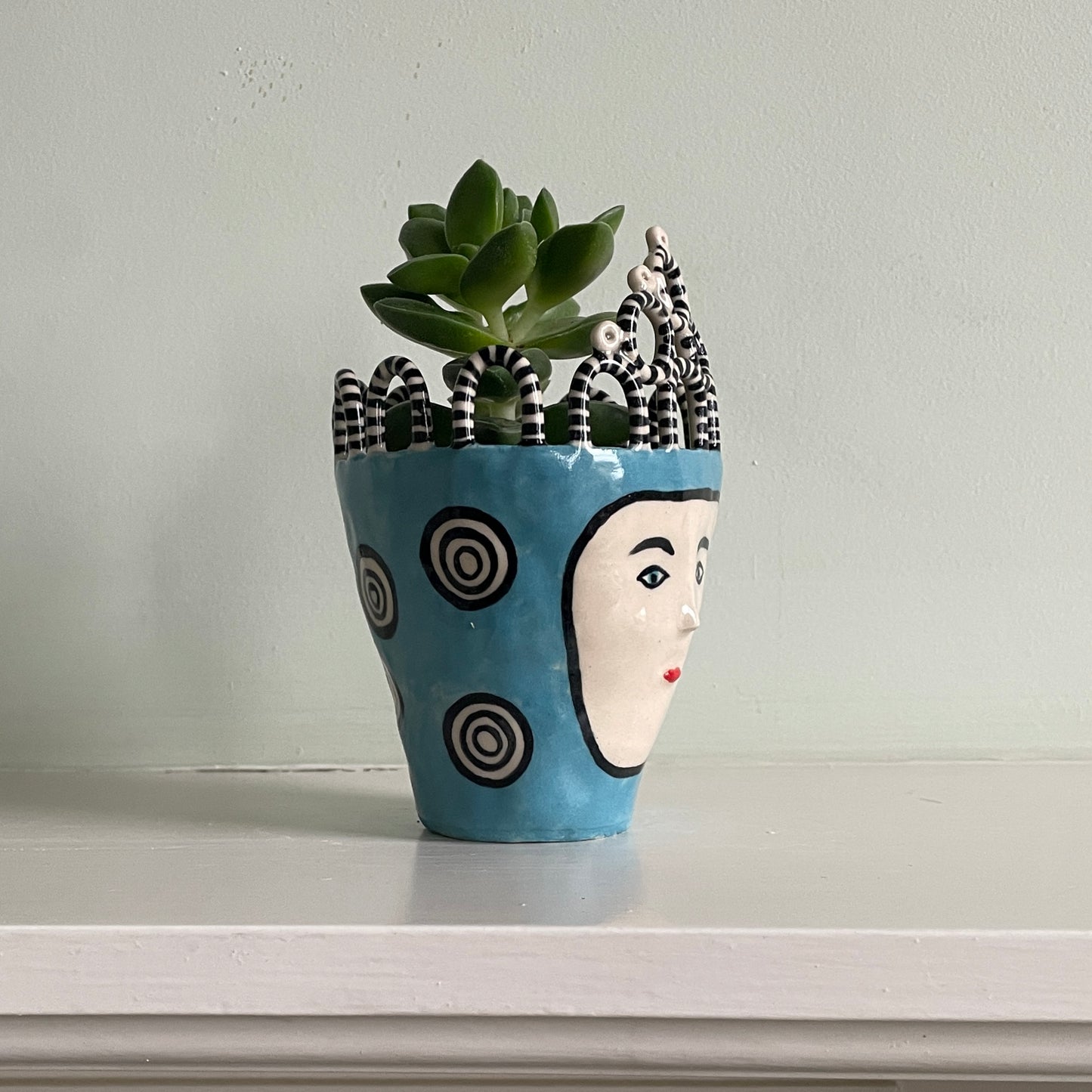 Turquoise Tiara Head Pot