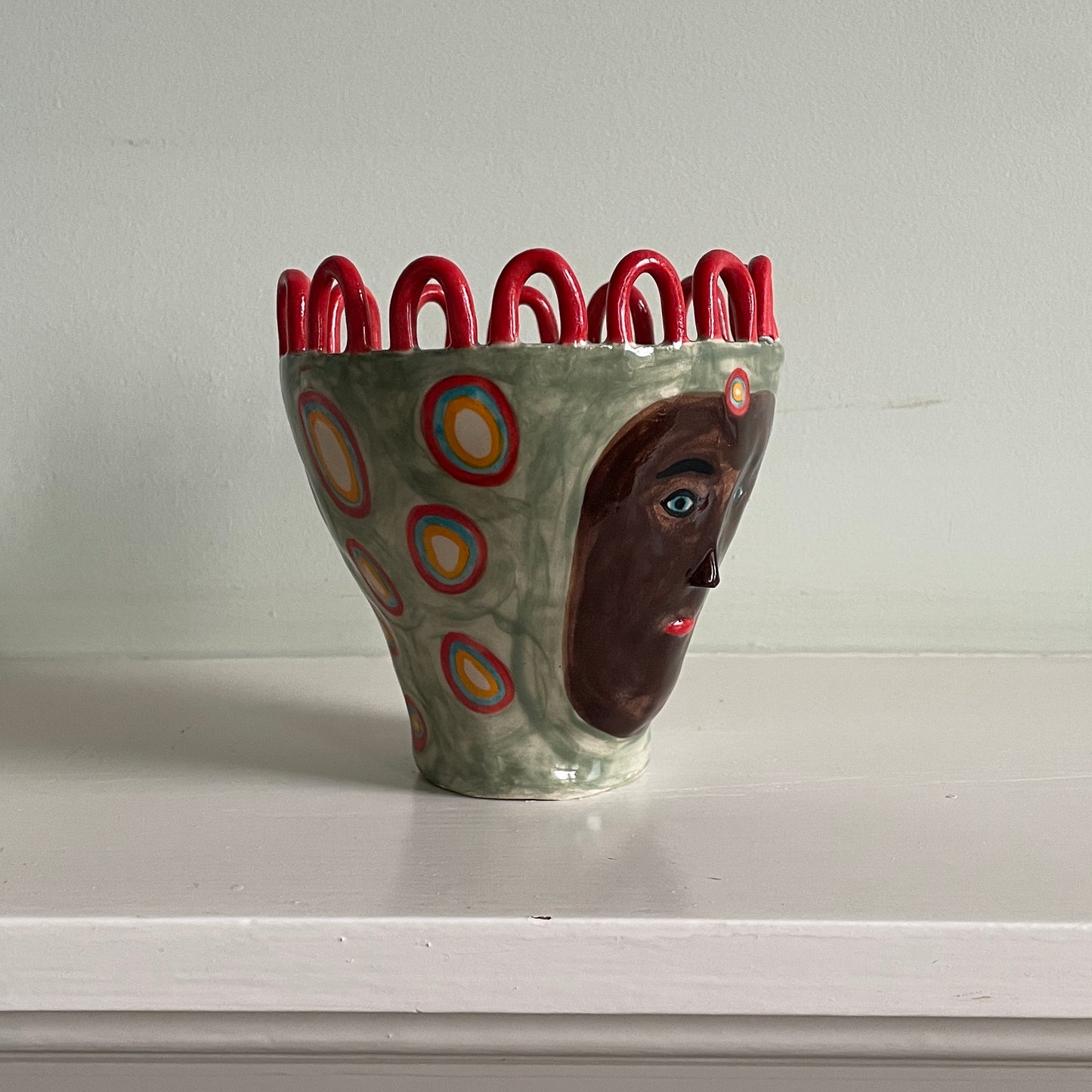 Red Loop Head Pot