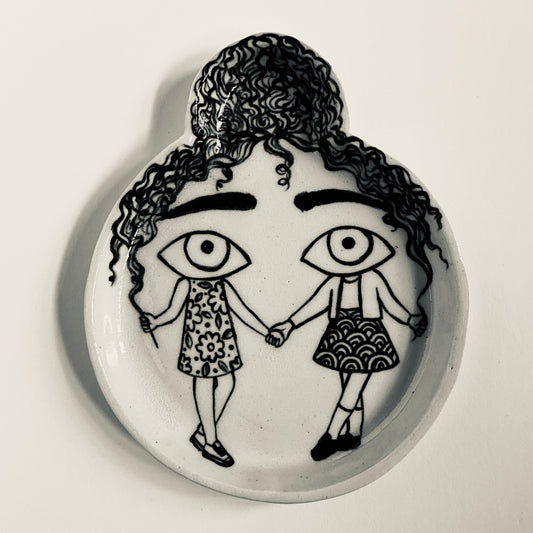 Friends dressed as Eyes and Hair 3 plate