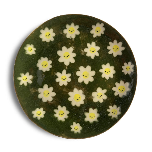 Happy Daisies in a Muddy Field plate